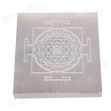 Load image into Gallery viewer, Celenite Charging Yantra