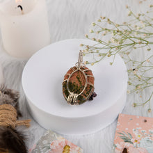 Load image into Gallery viewer, Unakite pendant with seven chakra stones
