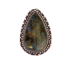 Load image into Gallery viewer, Labradorite  Ring
