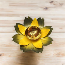 Load image into Gallery viewer, Lotus Shaped Diya (4 Inch)
