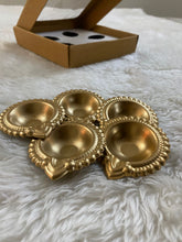 Load image into Gallery viewer, Metal Diya Set of 5 in a Box
